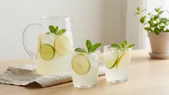 Viisi parasta kevään juomaa – paranna mielialaa ja hyvinvointia: raikkautta jokaisessa tipassa