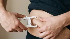 Polta rasvaa: vähennä viskeraalista rasvaa ja kiinteytä koko kehoasi. 3 helppoa harjoitusta